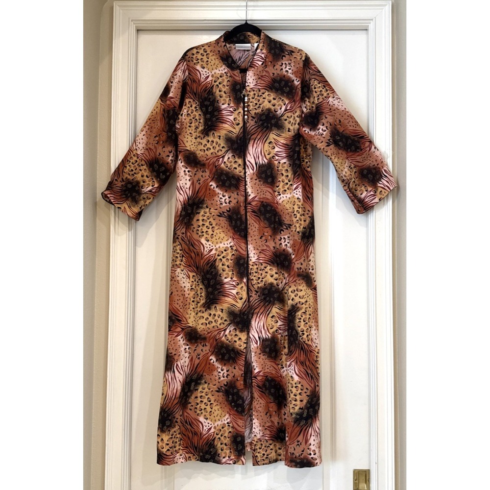 VTG Cabernet HouseDress Sz M Housecoat Full Zip Black Orange Animal Print Lounge